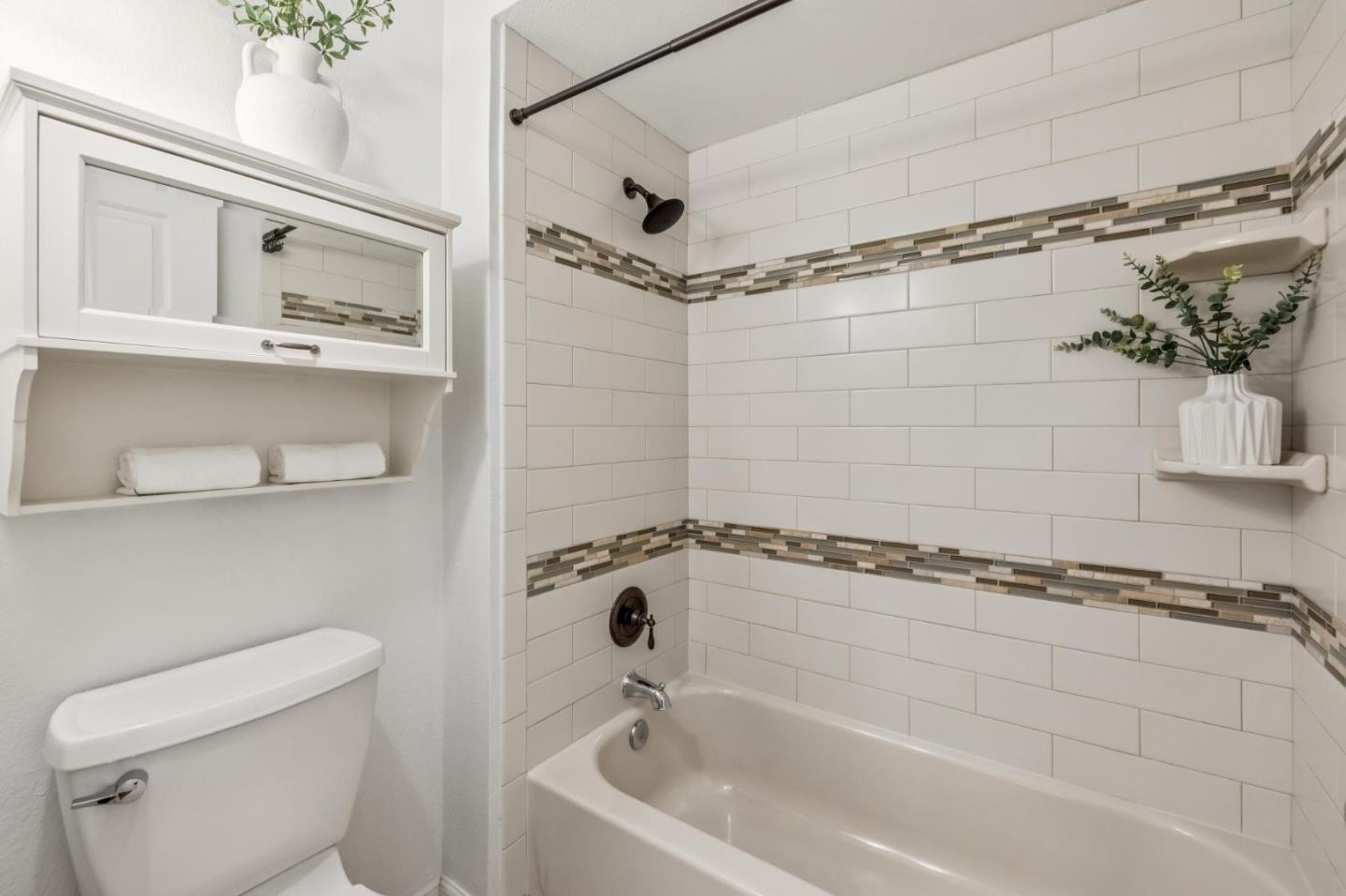 Photo #25: ML82042230 Listing: Photo #25