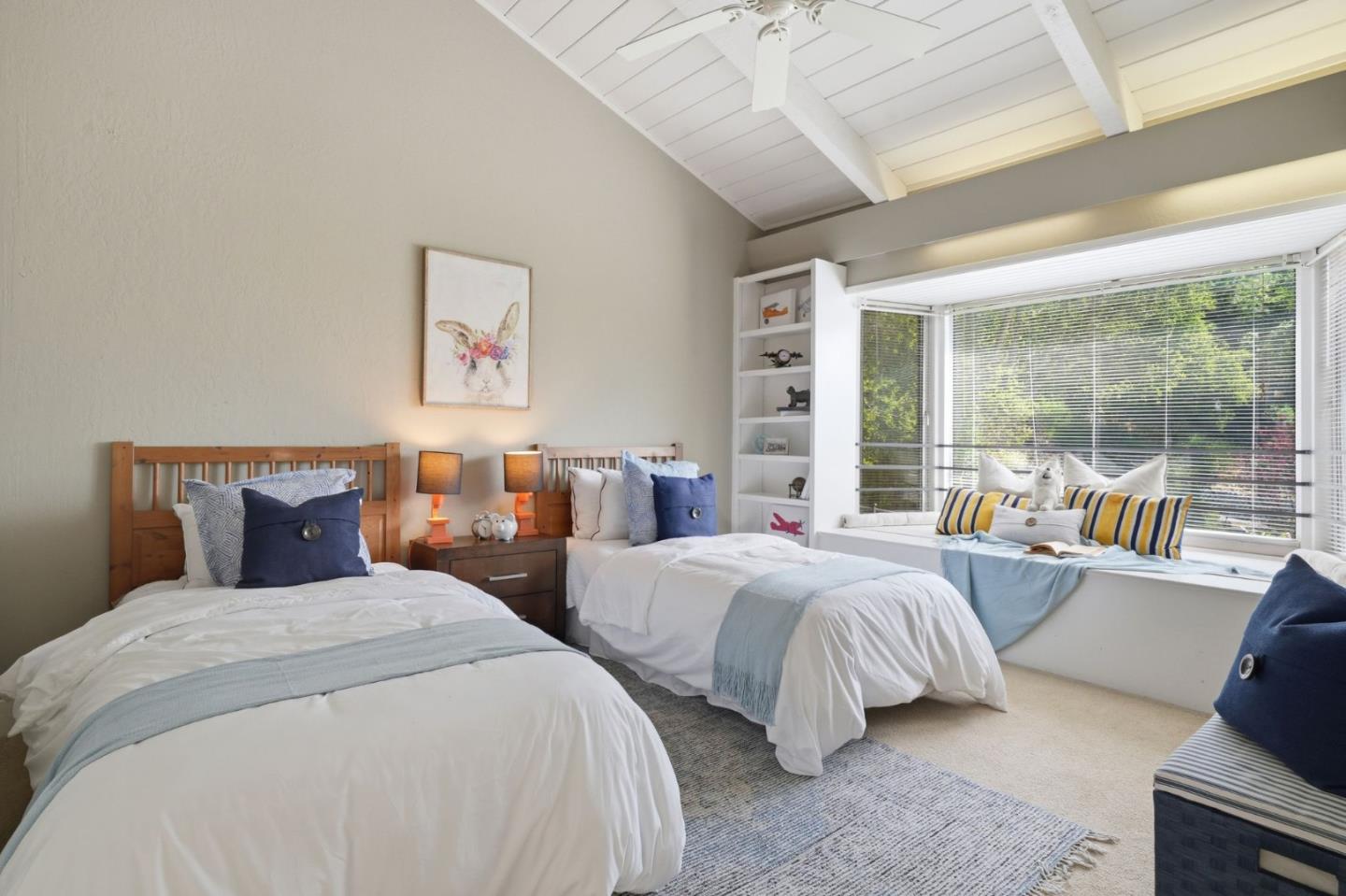 Detail Gallery Image 25 of 36 For 15540 Armsby Ln, Morgan Hill,  CA 95037 - 5 Beds | 3 Baths