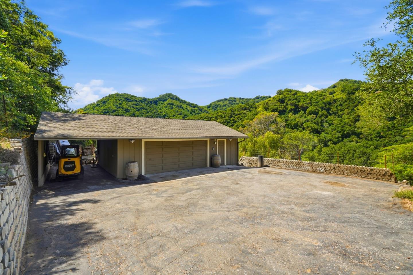 Detail Gallery Image 33 of 36 For 15540 Armsby Ln, Morgan Hill,  CA 95037 - 5 Beds | 3 Baths