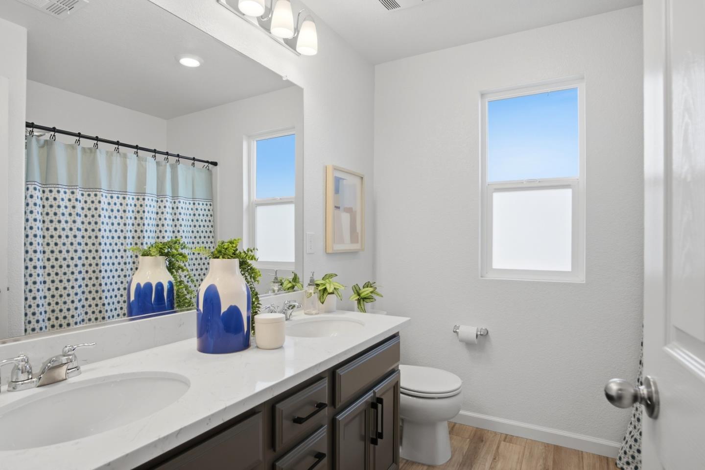 Detail Gallery Image 17 of 31 For 1703 W Woodward Ave, Manteca,  CA 95337 - 4 Beds | 3 Baths