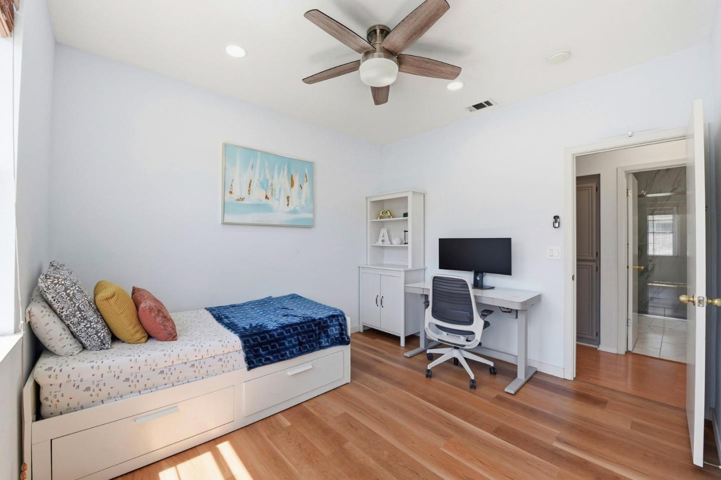 Photo #18: ML82042235 Listing: Photo #18