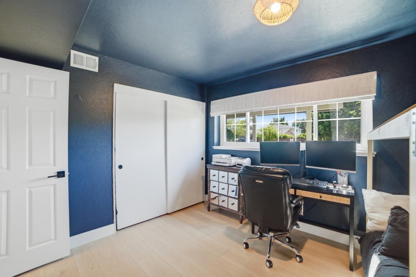 Detail Gallery Image 17 of 38 For 1567 Glencrest Dr, San Jose,  CA 95118 - 4 Beds | 2 Baths