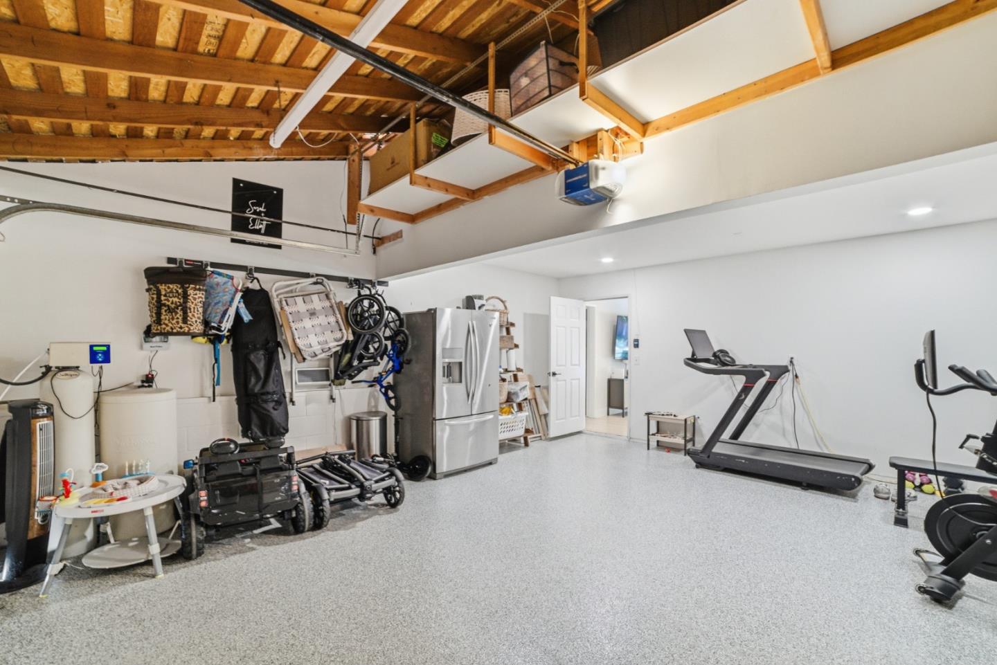 Detail Gallery Image 30 of 38 For 1567 Glencrest Dr, San Jose,  CA 95118 - 4 Beds | 2 Baths