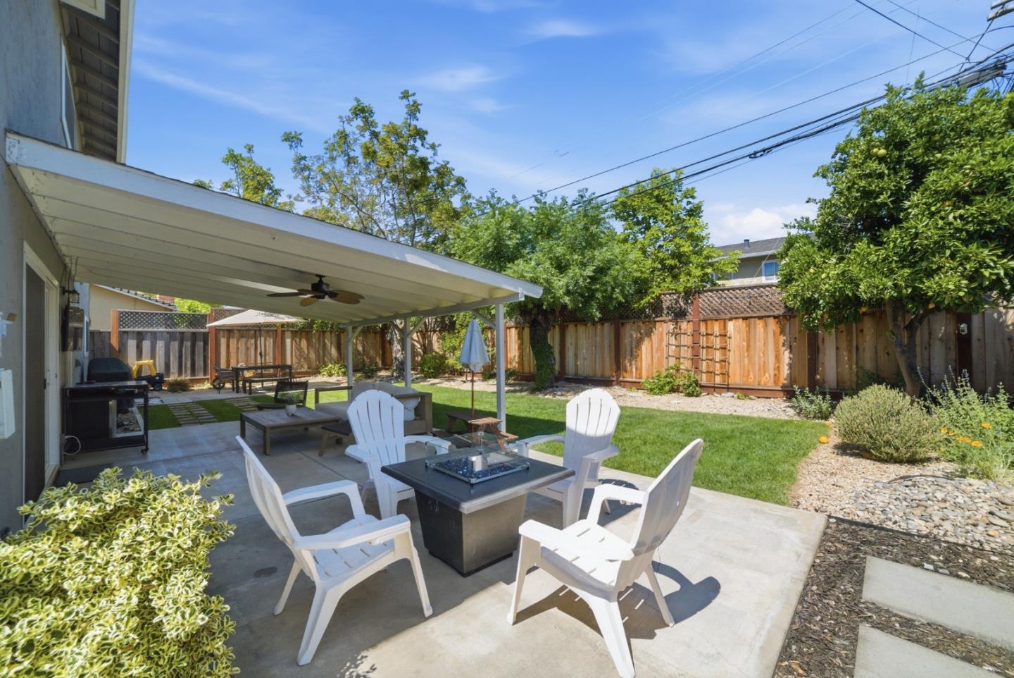 Detail Gallery Image 35 of 38 For 1567 Glencrest Dr, San Jose,  CA 95118 - 4 Beds | 2 Baths