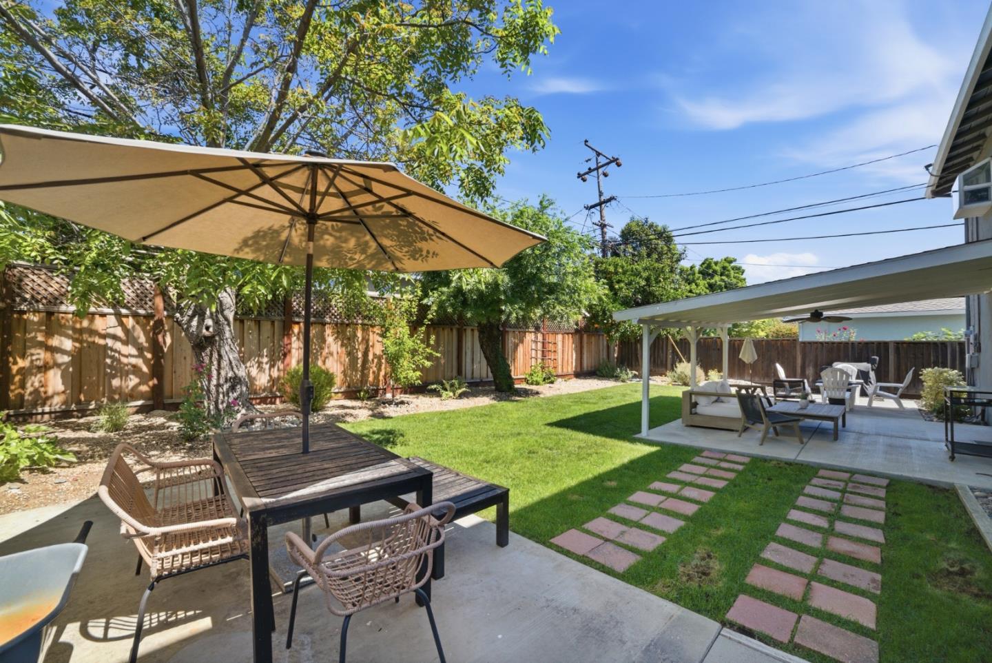 Detail Gallery Image 37 of 38 For 1567 Glencrest Dr, San Jose,  CA 95118 - 4 Beds | 2 Baths