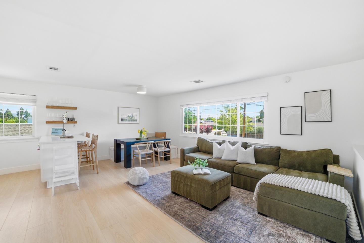 Detail Gallery Image 9 of 38 For 1567 Glencrest Dr, San Jose,  CA 95118 - 4 Beds | 2 Baths