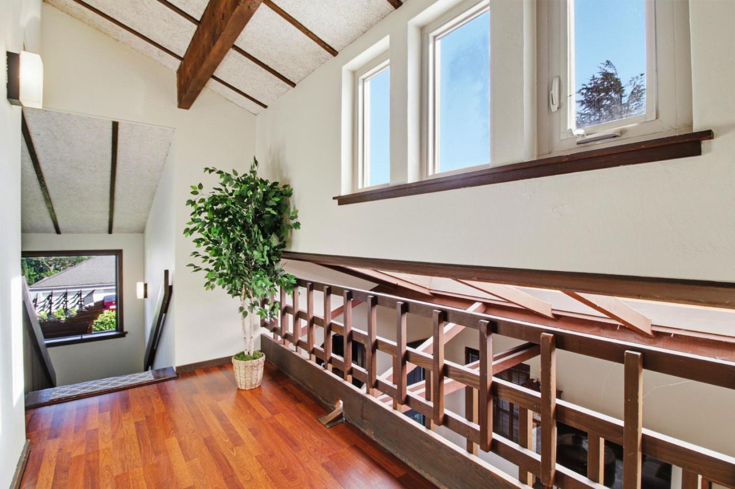 Detail Gallery Image 18 of 39 For 2044 Monroe Ave, Belmont,  CA 94002 - 4 Beds | 2 Baths