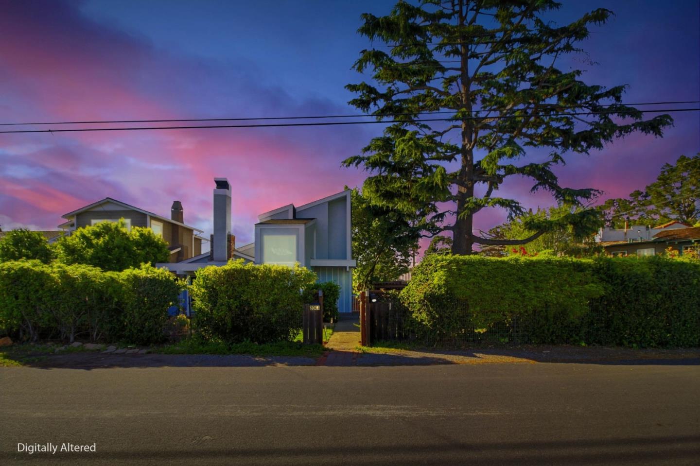 Detail Gallery Image 2 of 39 For 2044 Monroe Ave, Belmont,  CA 94002 - 4 Beds | 2 Baths