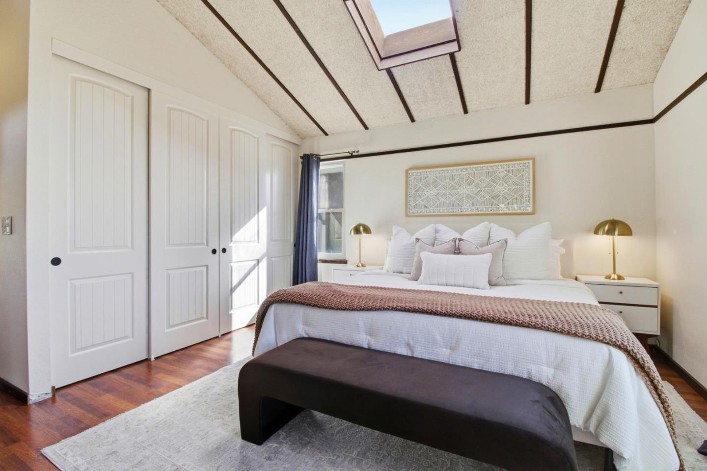 Detail Gallery Image 25 of 39 For 2044 Monroe Ave, Belmont,  CA 94002 - 4 Beds | 2 Baths