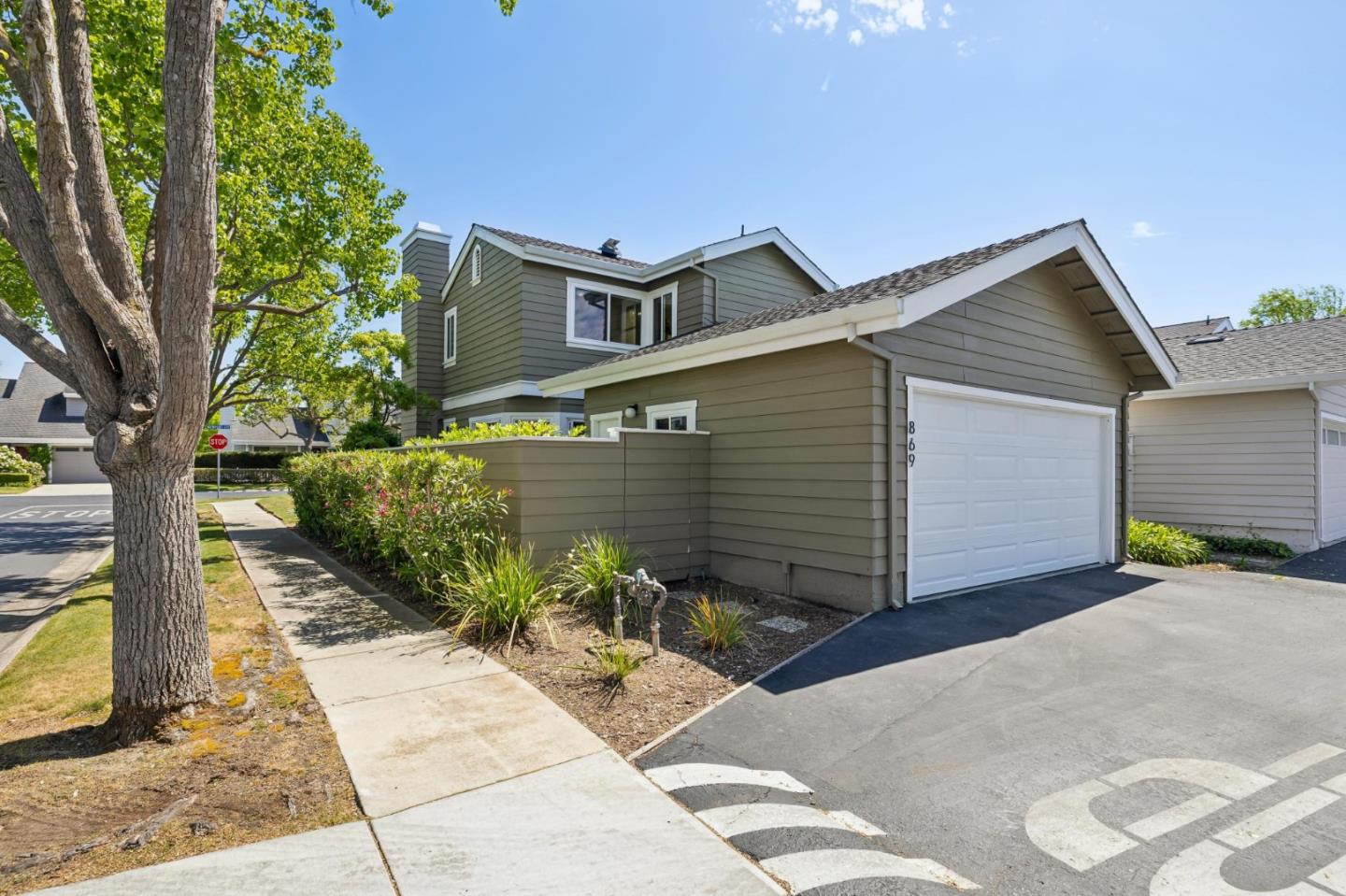 Detail Gallery Image 30 of 43 For 869 Newport Cir, Redwood City,  CA 94065 - 2 Beds | 2/1 Baths