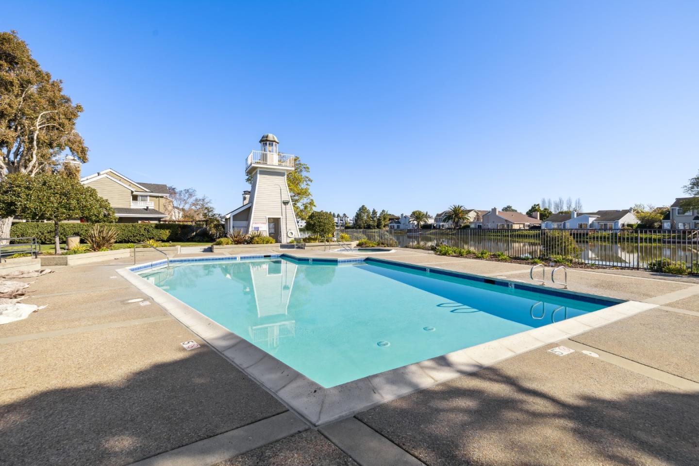 Detail Gallery Image 38 of 43 For 869 Newport Cir, Redwood City,  CA 94065 - 2 Beds | 2/1 Baths