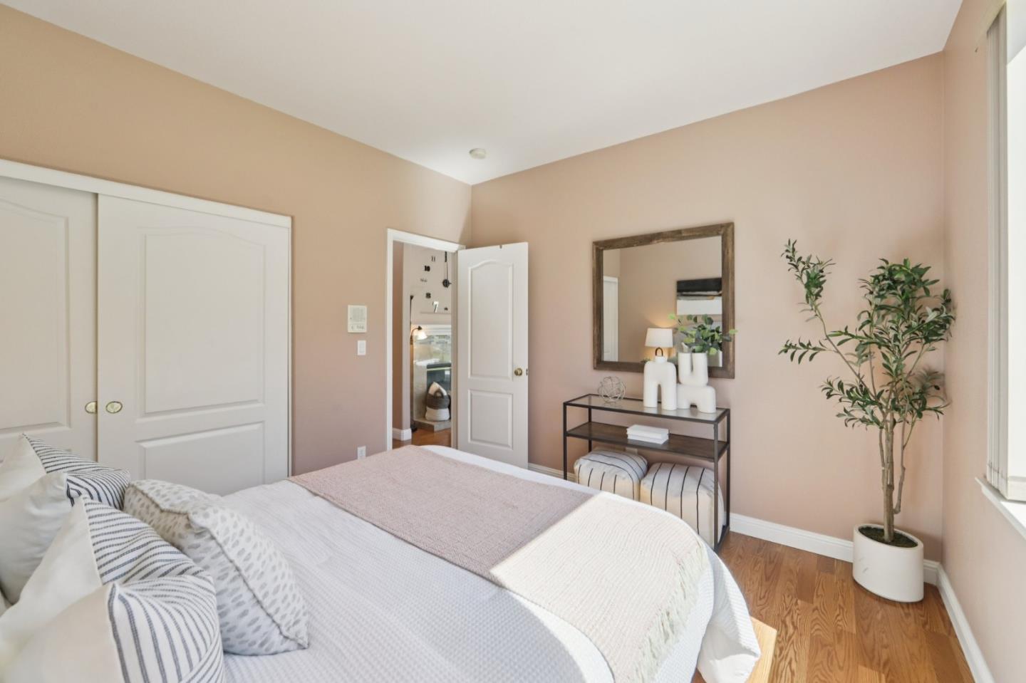 Detail Gallery Image 26 of 86 For 2696 Sequoia Creek Dr, San Jose,  CA 95121 - 5 Beds | 3 Baths