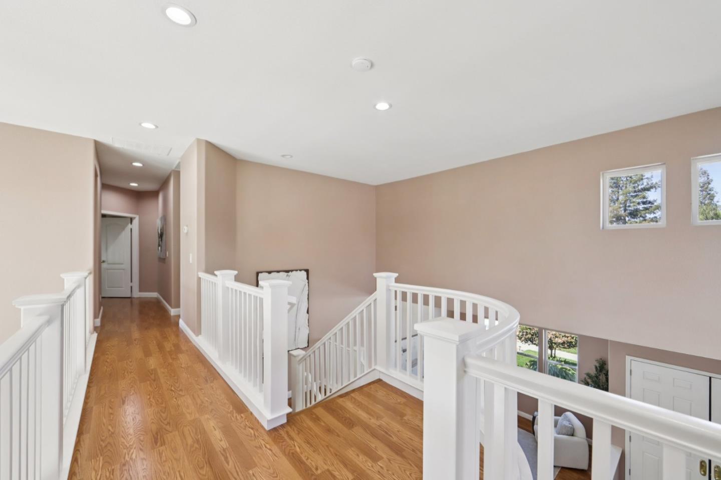 Detail Gallery Image 30 of 86 For 2696 Sequoia Creek Dr, San Jose,  CA 95121 - 5 Beds | 3 Baths