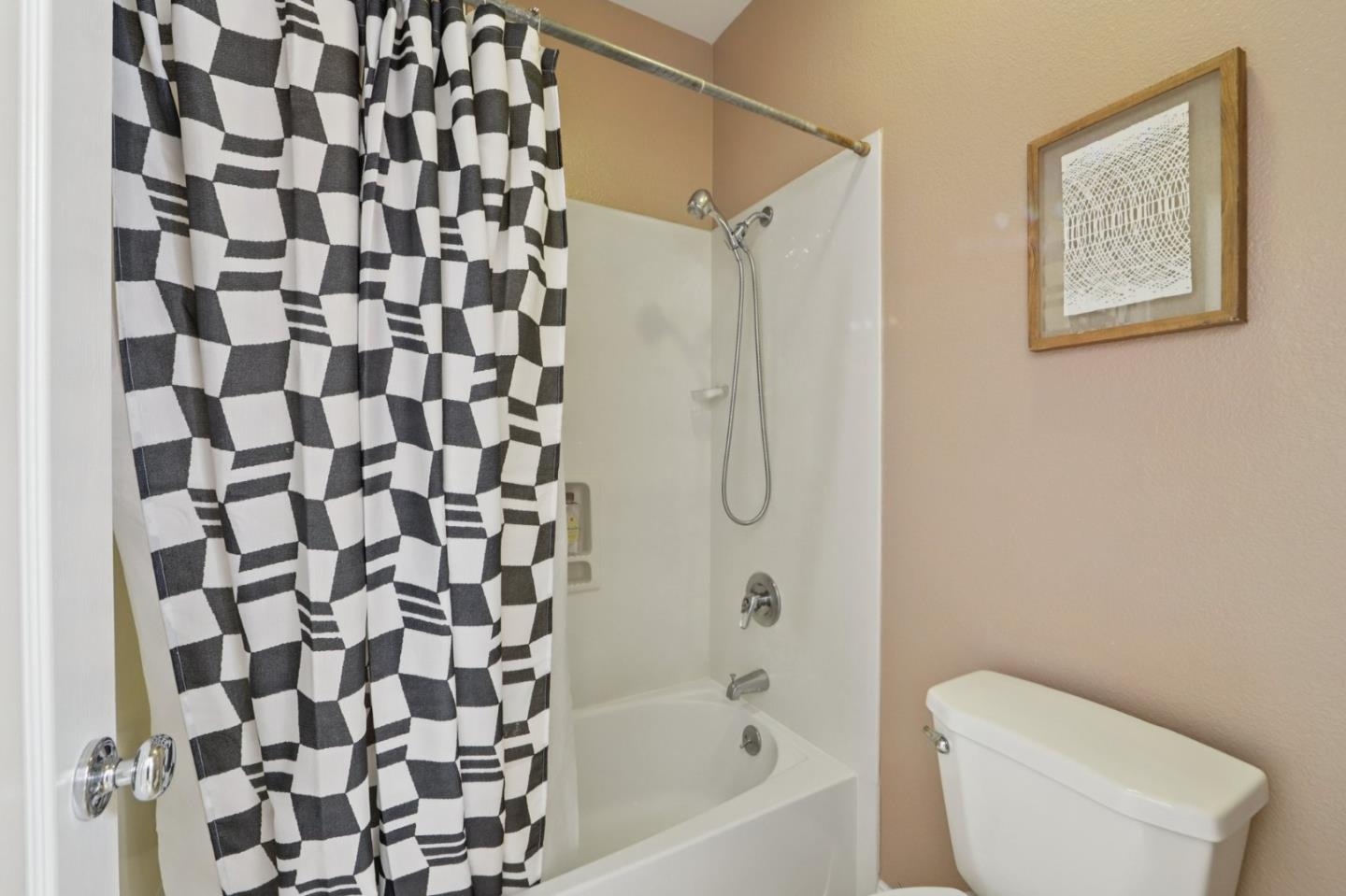 Detail Gallery Image 34 of 86 For 2696 Sequoia Creek Dr, San Jose,  CA 95121 - 5 Beds | 3 Baths