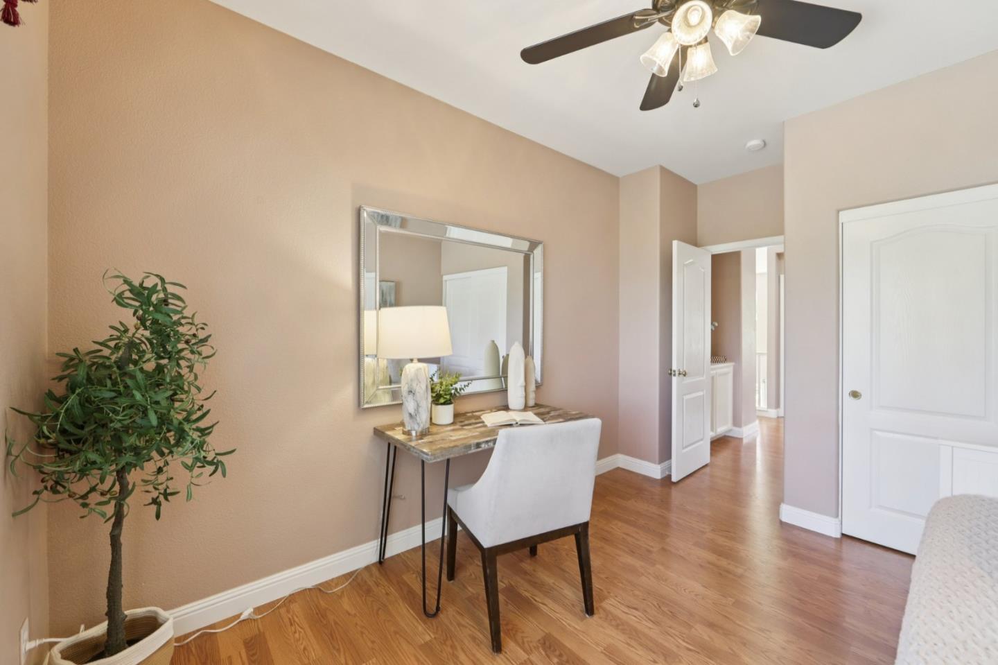 Detail Gallery Image 36 of 86 For 2696 Sequoia Creek Dr, San Jose,  CA 95121 - 5 Beds | 3 Baths