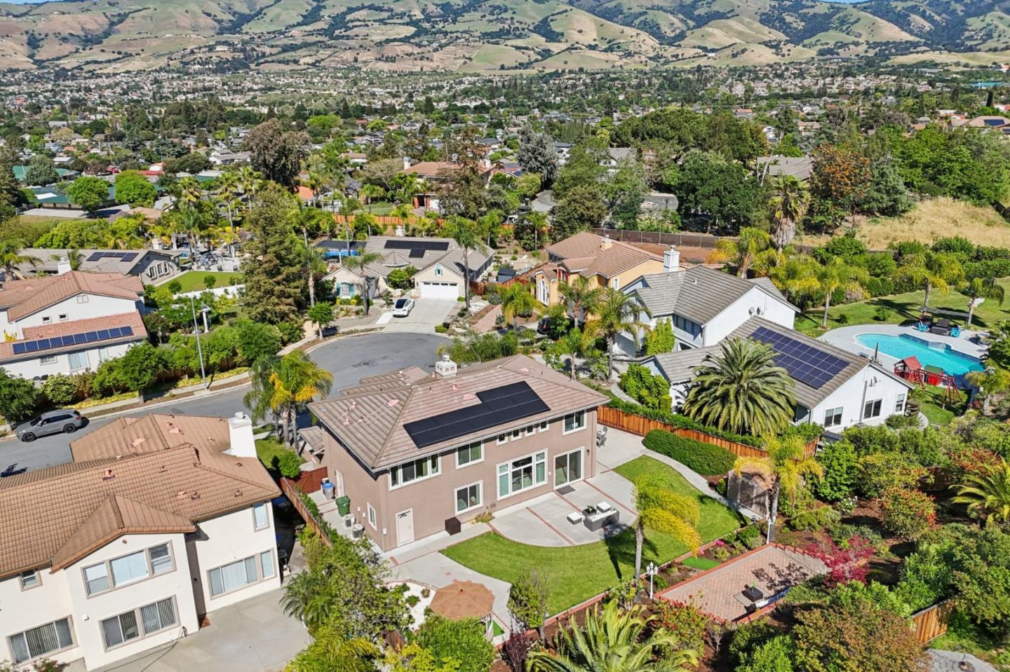 Detail Gallery Image 56 of 86 For 2696 Sequoia Creek Dr, San Jose,  CA 95121 - 5 Beds | 3 Baths