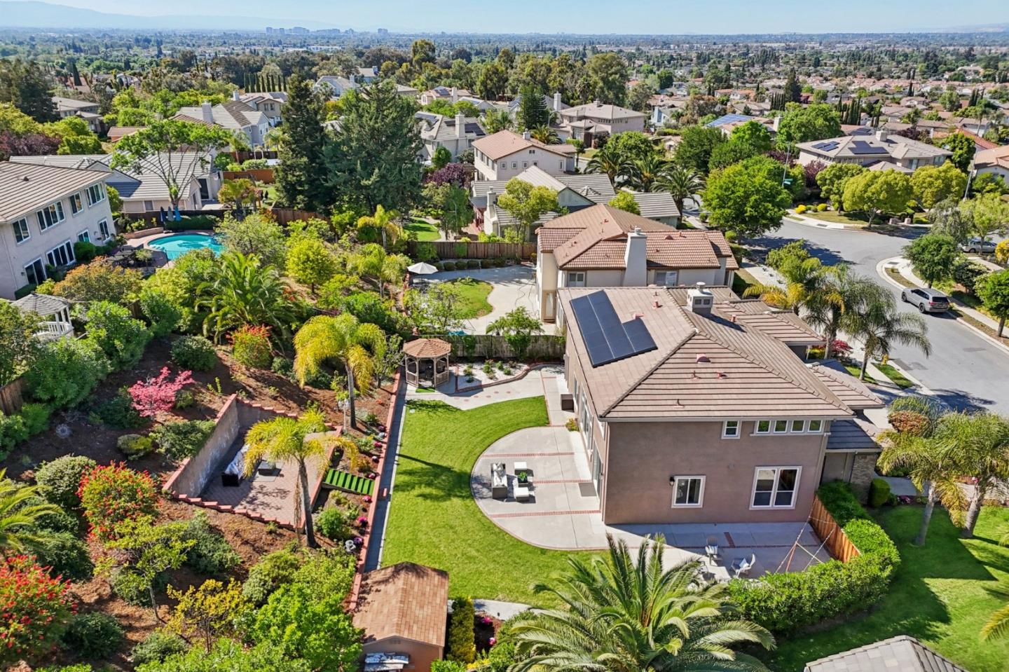 Detail Gallery Image 59 of 86 For 2696 Sequoia Creek Dr, San Jose,  CA 95121 - 5 Beds | 3 Baths