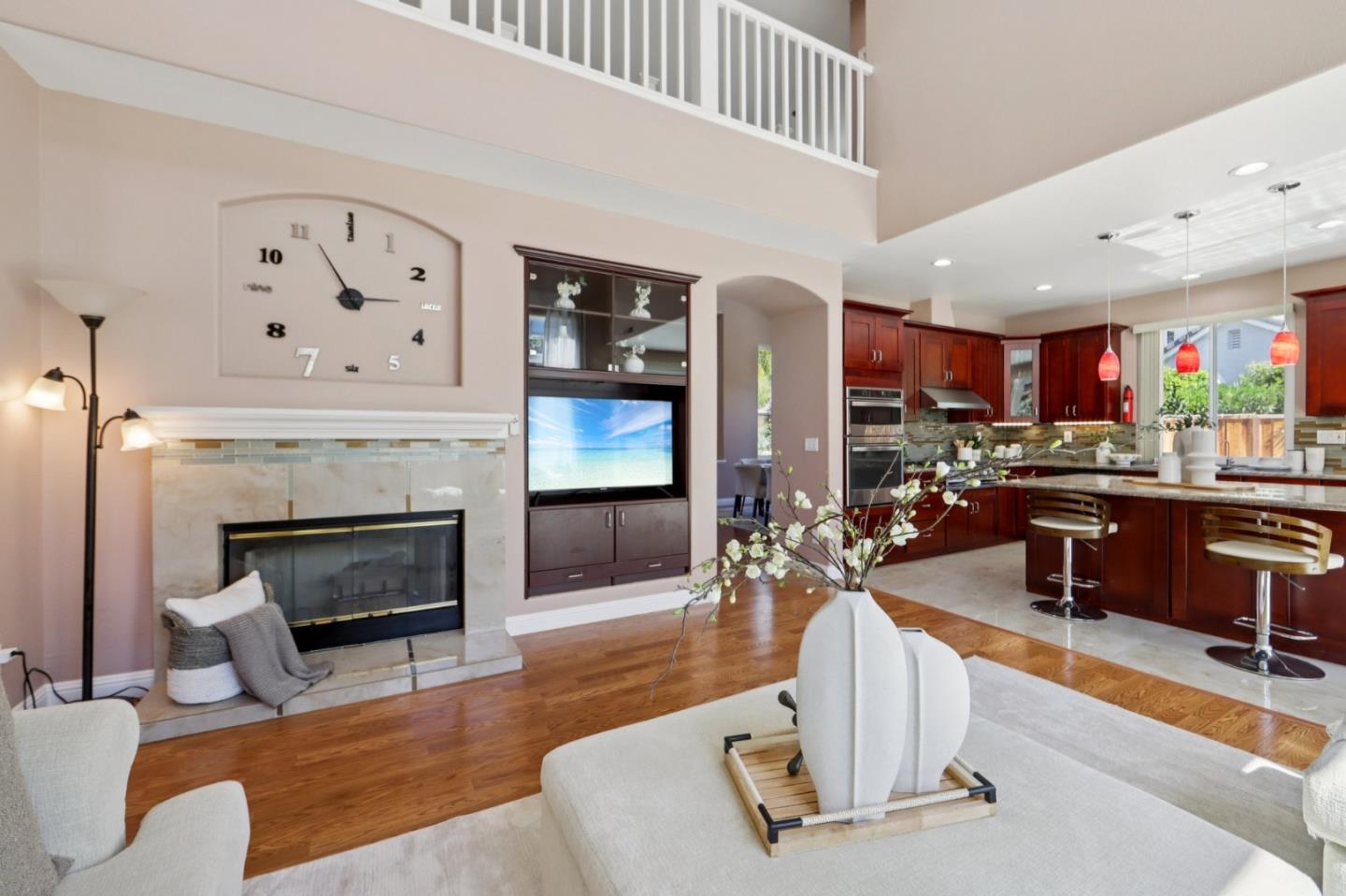 Detail Gallery Image 9 of 86 For 2696 Sequoia Creek Dr, San Jose,  CA 95121 - 5 Beds | 3 Baths