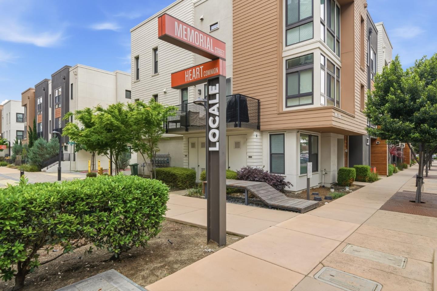 Detail Gallery Image 4 of 41 For 39124 Memorial St, Fremont,  CA 94538 - 4 Beds | 4 Baths