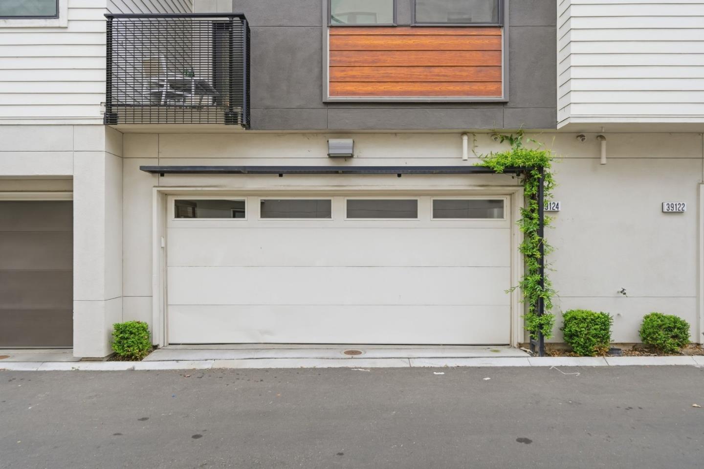 Detail Gallery Image 6 of 41 For 39124 Memorial St, Fremont,  CA 94538 - 4 Beds | 4 Baths