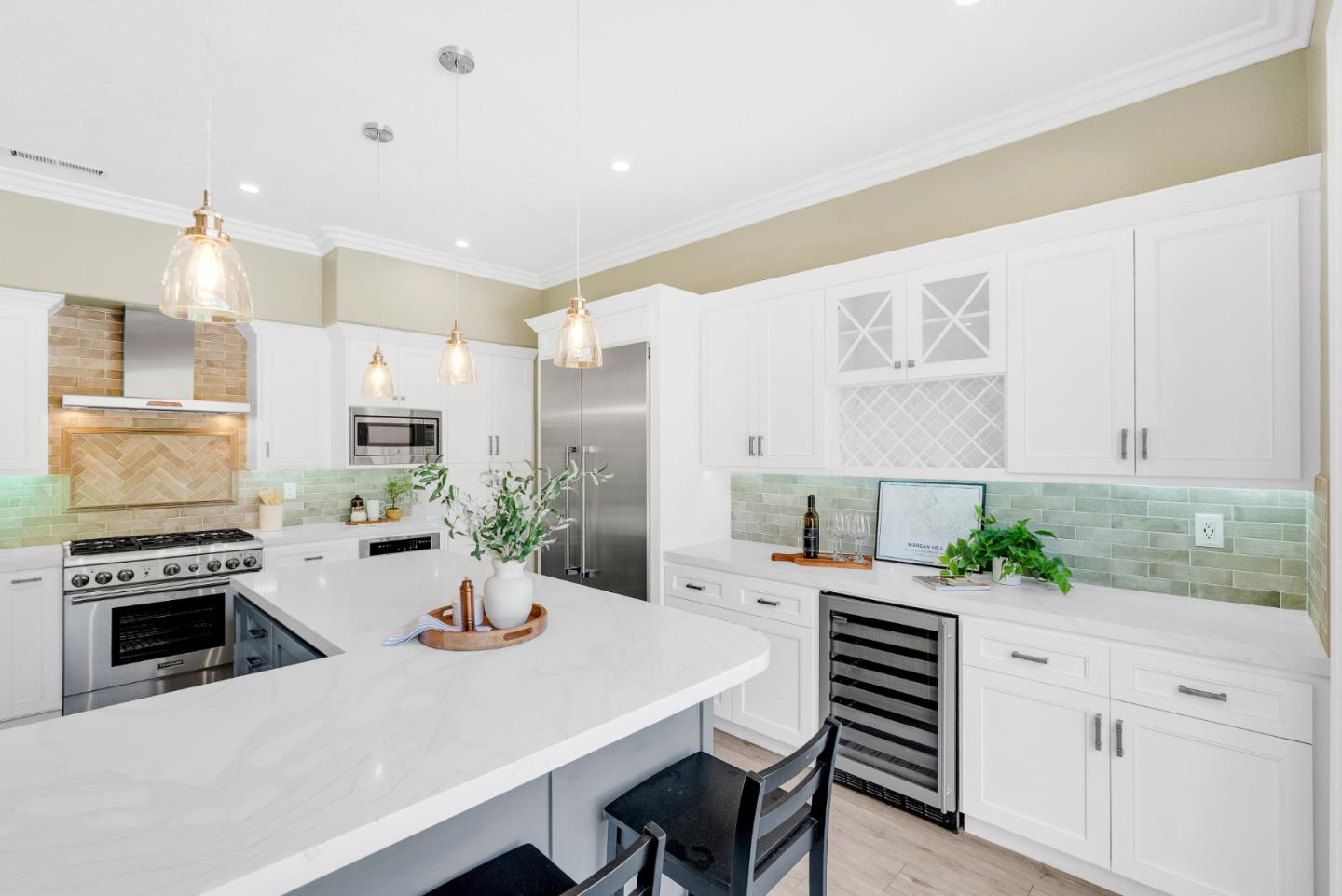 Detail Gallery Image 18 of 67 For 18440 Carmelo Ct, Morgan Hill,  CA 95037 - 5 Beds | 3 Baths