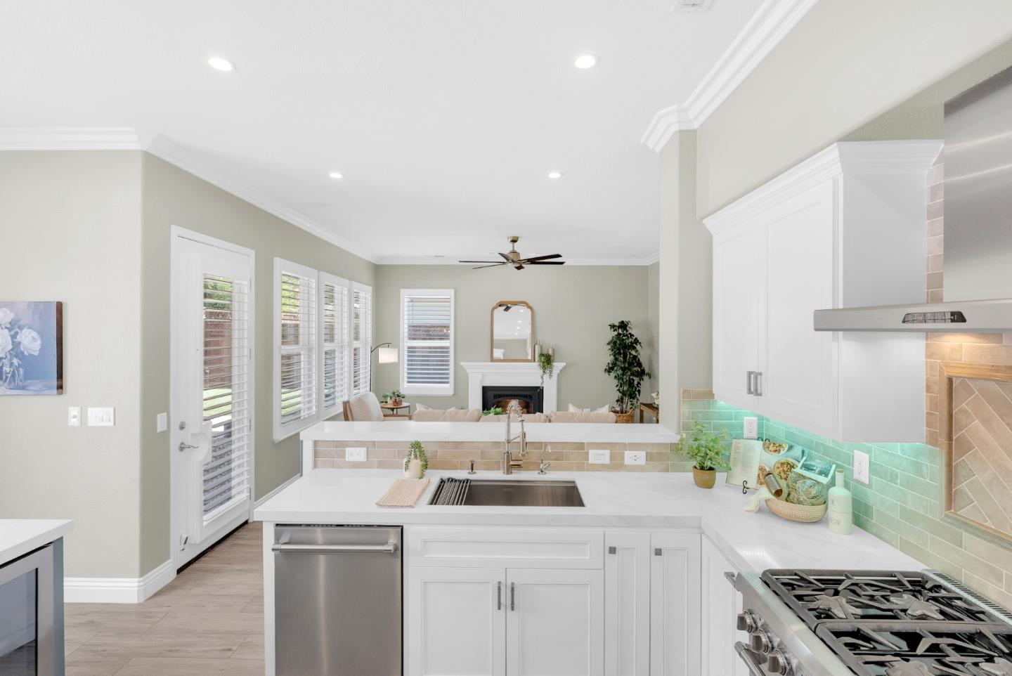 Detail Gallery Image 20 of 67 For 18440 Carmelo Ct, Morgan Hill,  CA 95037 - 5 Beds | 3 Baths