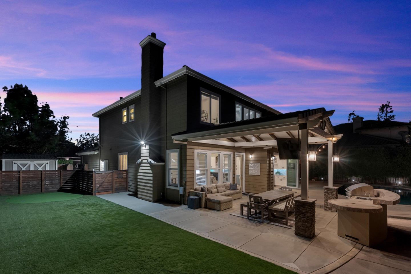 Detail Gallery Image 4 of 67 For 18440 Carmelo Ct, Morgan Hill,  CA 95037 - 5 Beds | 3 Baths