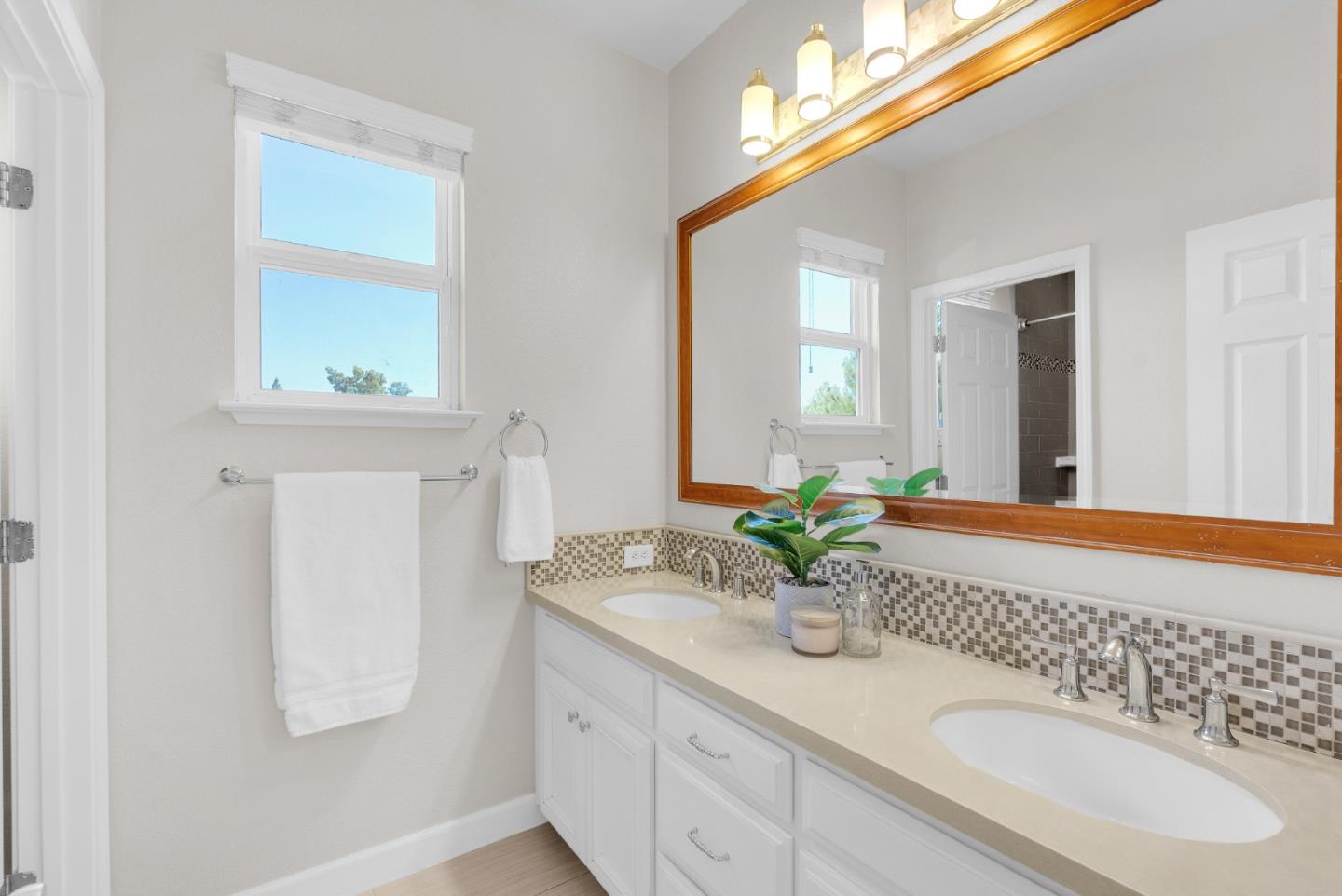 Detail Gallery Image 40 of 67 For 18440 Carmelo Ct, Morgan Hill,  CA 95037 - 5 Beds | 3 Baths