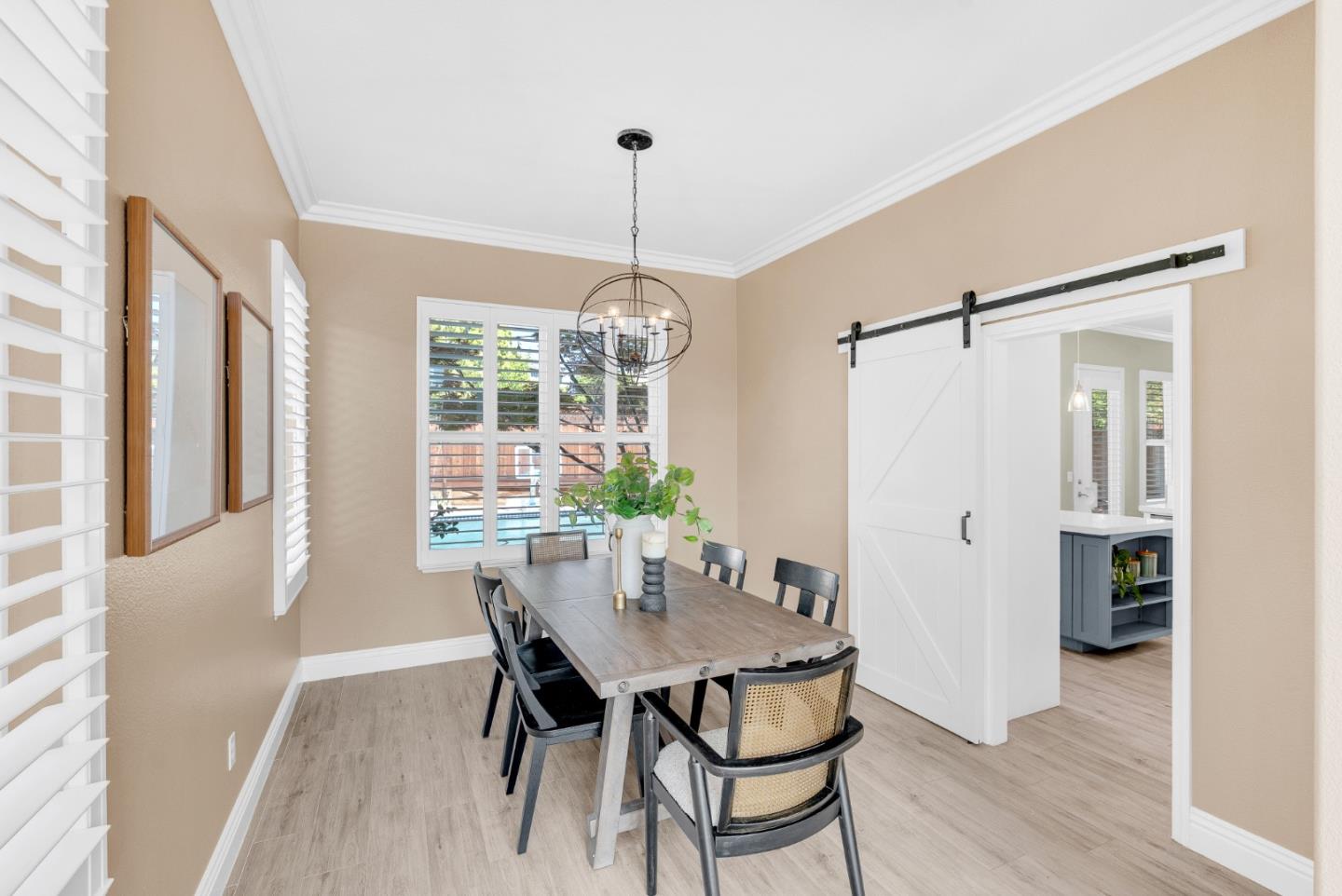 Detail Gallery Image 9 of 67 For 18440 Carmelo Ct, Morgan Hill,  CA 95037 - 5 Beds | 3 Baths