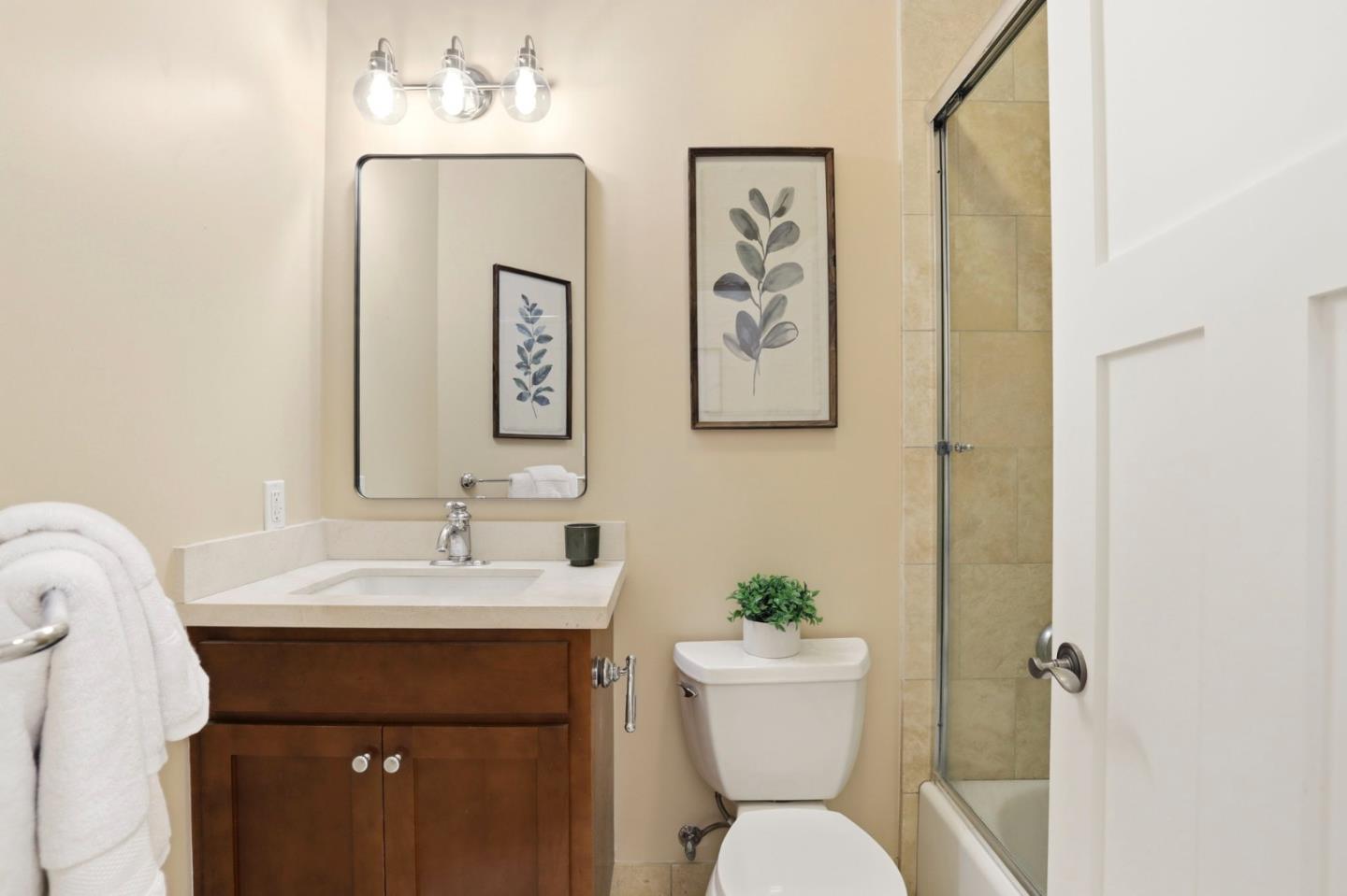 Detail Gallery Image 26 of 37 For 1242 Aspen Dr, Pacifica,  CA 94044 - 3 Beds | 3 Baths