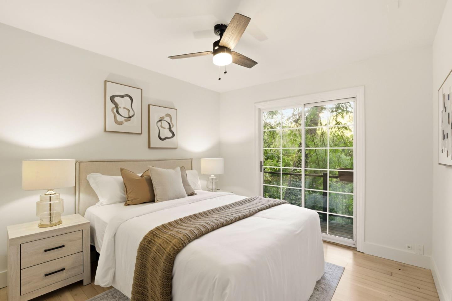 Detail Gallery Image 14 of 36 For 3514 Oak Knoll Dr, –,  CA 94062 - 3 Beds | 2 Baths