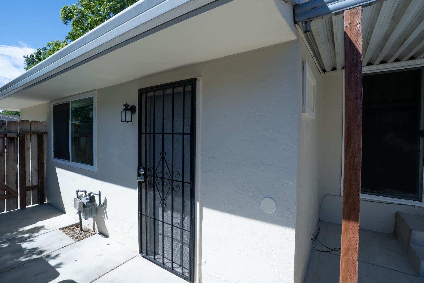 Detail Gallery Image 39 of 41 For 127 W Loretta Ave, Stockton,  CA 95207 - 3 Beds | 2 Baths