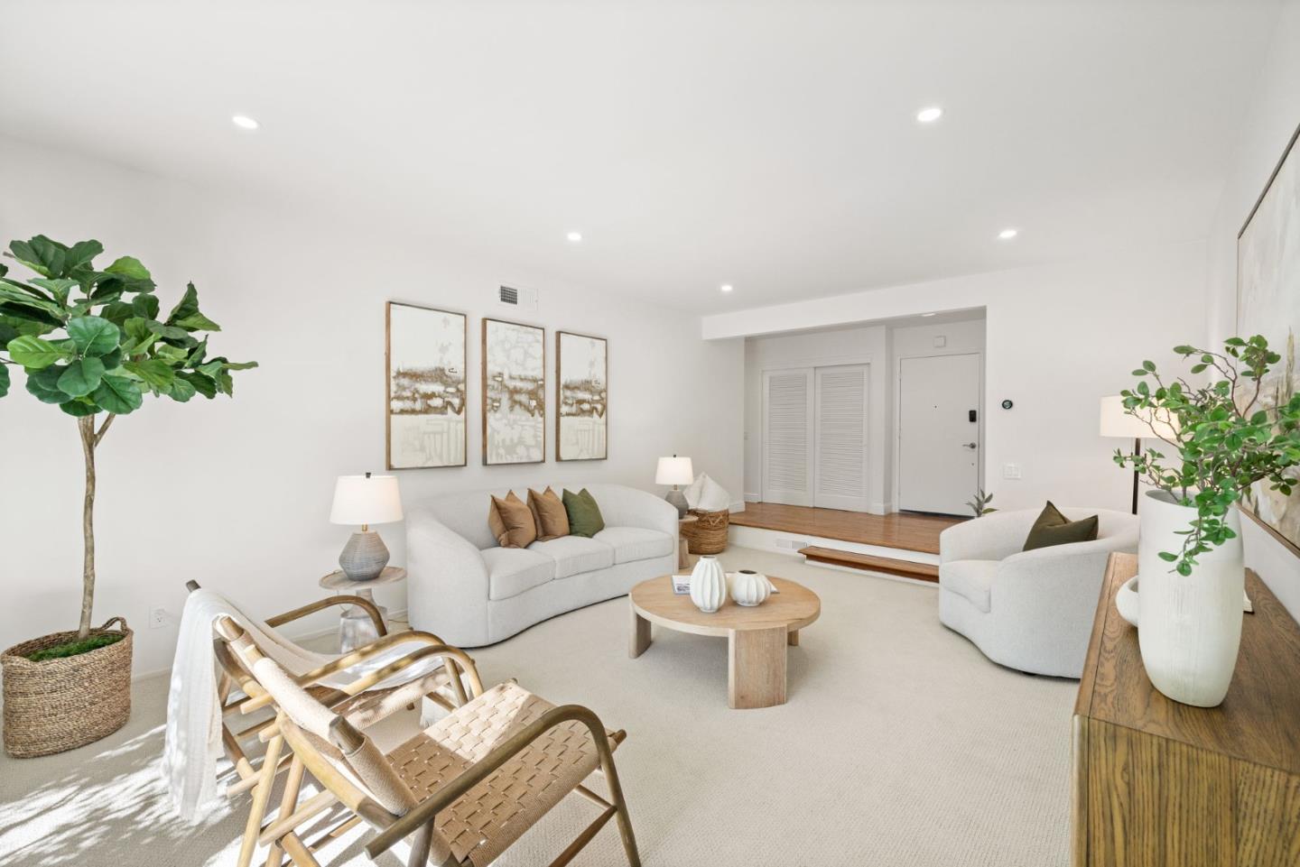 Detail Gallery Image 12 of 78 For 600 Comet Dr, Foster City,  CA 94404 - 4 Beds | 2 Baths