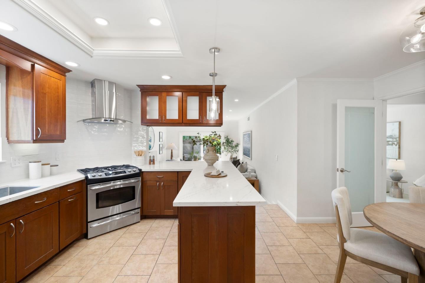 Detail Gallery Image 15 of 78 For 600 Comet Dr, Foster City,  CA 94404 - 4 Beds | 2 Baths