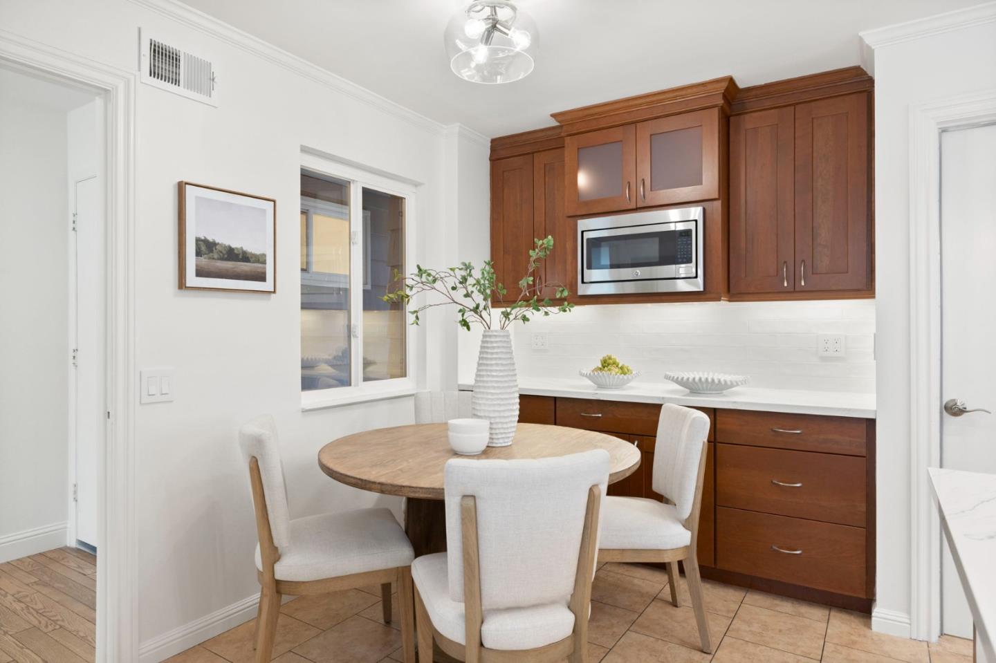 Detail Gallery Image 18 of 78 For 600 Comet Dr, Foster City,  CA 94404 - 4 Beds | 2 Baths