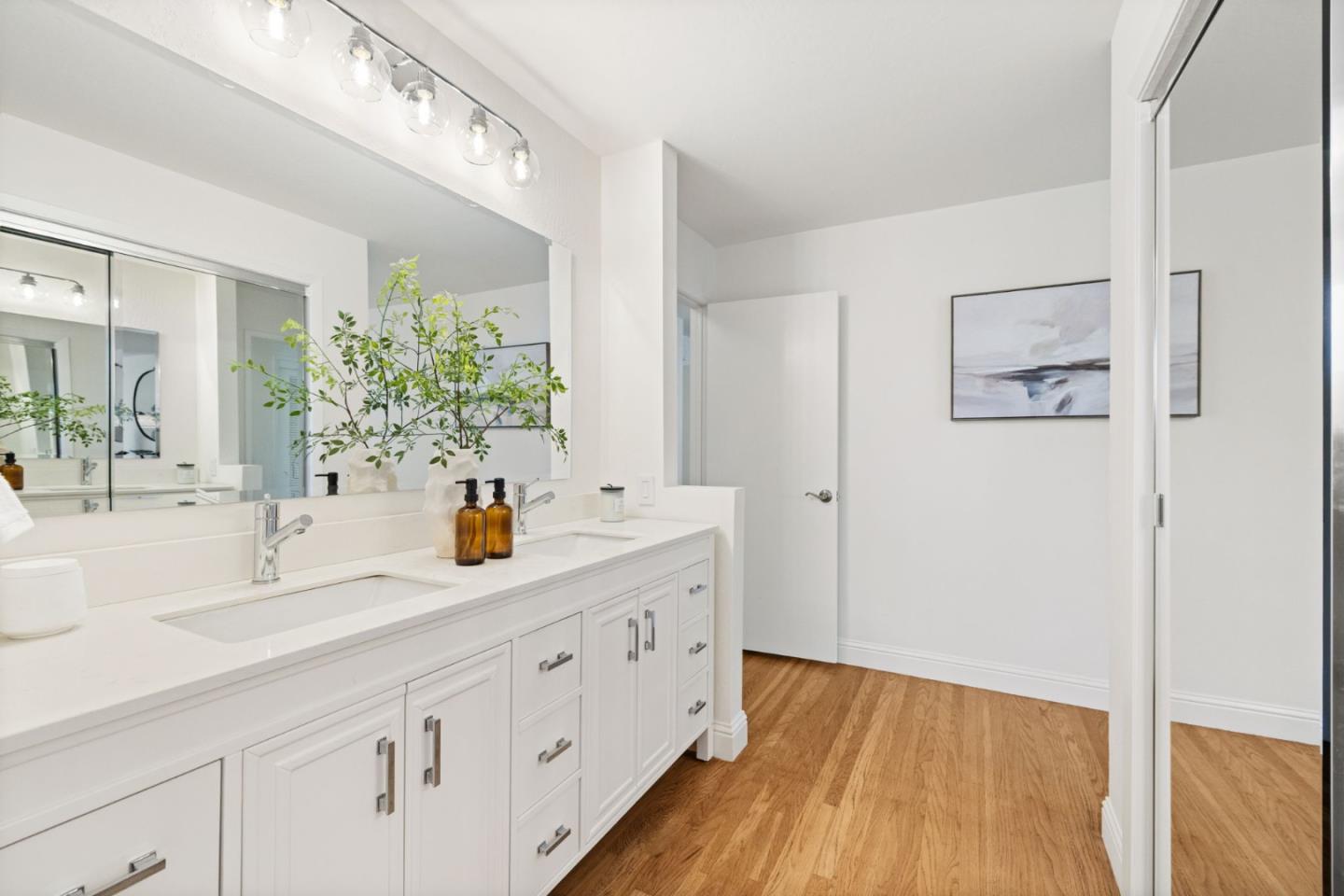 Detail Gallery Image 34 of 78 For 600 Comet Dr, Foster City,  CA 94404 - 4 Beds | 2 Baths