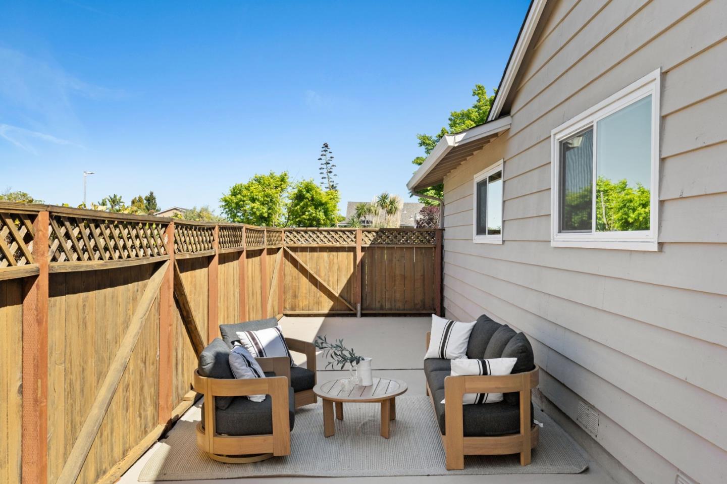 Detail Gallery Image 54 of 78 For 600 Comet Dr, Foster City,  CA 94404 - 4 Beds | 2 Baths