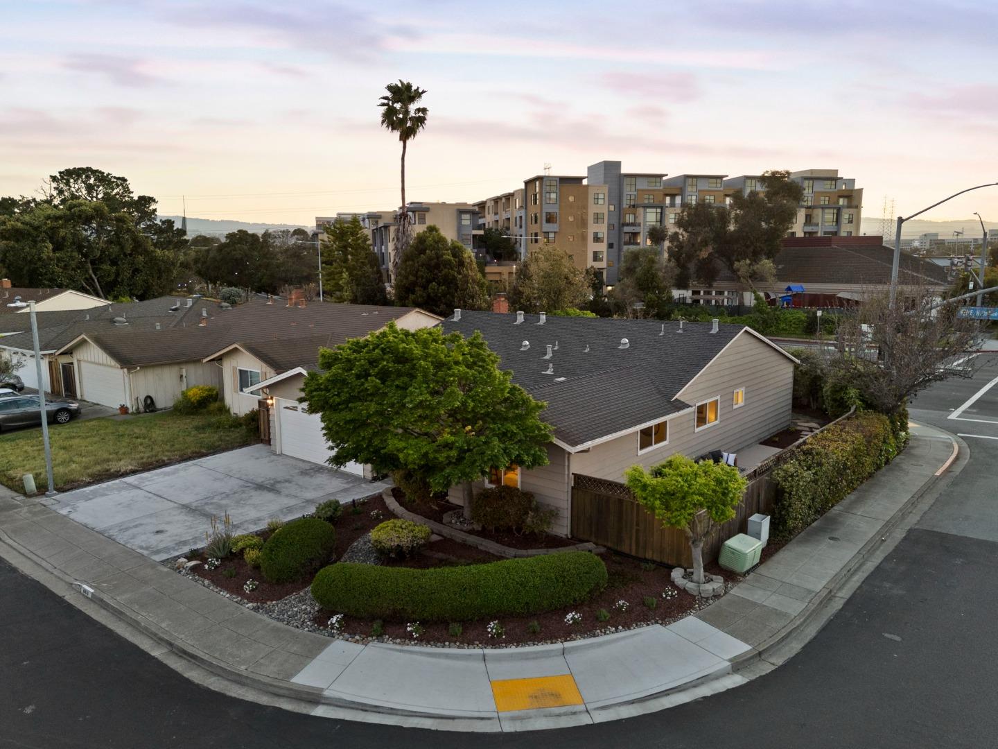 Detail Gallery Image 64 of 78 For 600 Comet Dr, Foster City,  CA 94404 - 4 Beds | 2 Baths