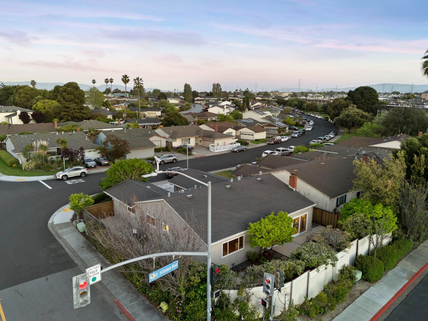 Detail Gallery Image 67 of 78 For 600 Comet Dr, Foster City,  CA 94404 - 4 Beds | 2 Baths