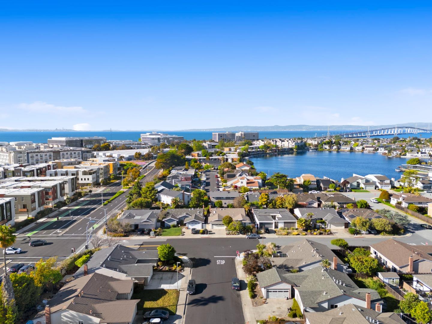 Detail Gallery Image 74 of 78 For 600 Comet Dr, Foster City,  CA 94404 - 4 Beds | 2 Baths