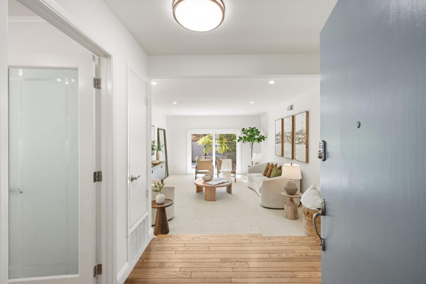 Detail Gallery Image 8 of 78 For 600 Comet Dr, Foster City,  CA 94404 - 4 Beds | 2 Baths