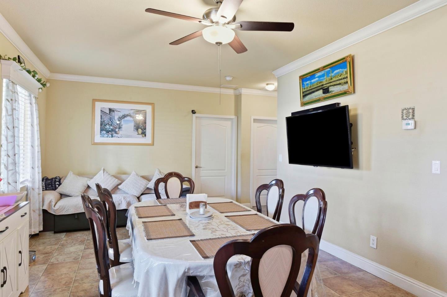 Detail Gallery Image 14 of 34 For 267 Chateau La Salle Dr #267,  San Jose,  CA 95111 - 4 Beds | 2 Baths