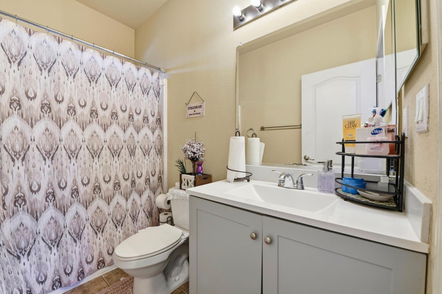 Detail Gallery Image 27 of 34 For 267 Chateau La Salle Dr #267,  San Jose,  CA 95111 - 4 Beds | 2 Baths