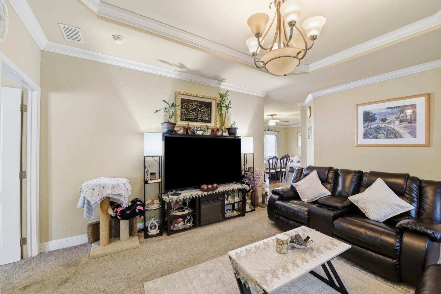 Detail Gallery Image 6 of 34 For 267 Chateau La Salle Dr #267,  San Jose,  CA 95111 - 4 Beds | 2 Baths