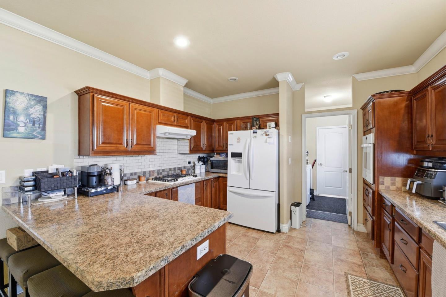 Detail Gallery Image 9 of 34 For 267 Chateau La Salle Dr #267,  San Jose,  CA 95111 - 4 Beds | 2 Baths