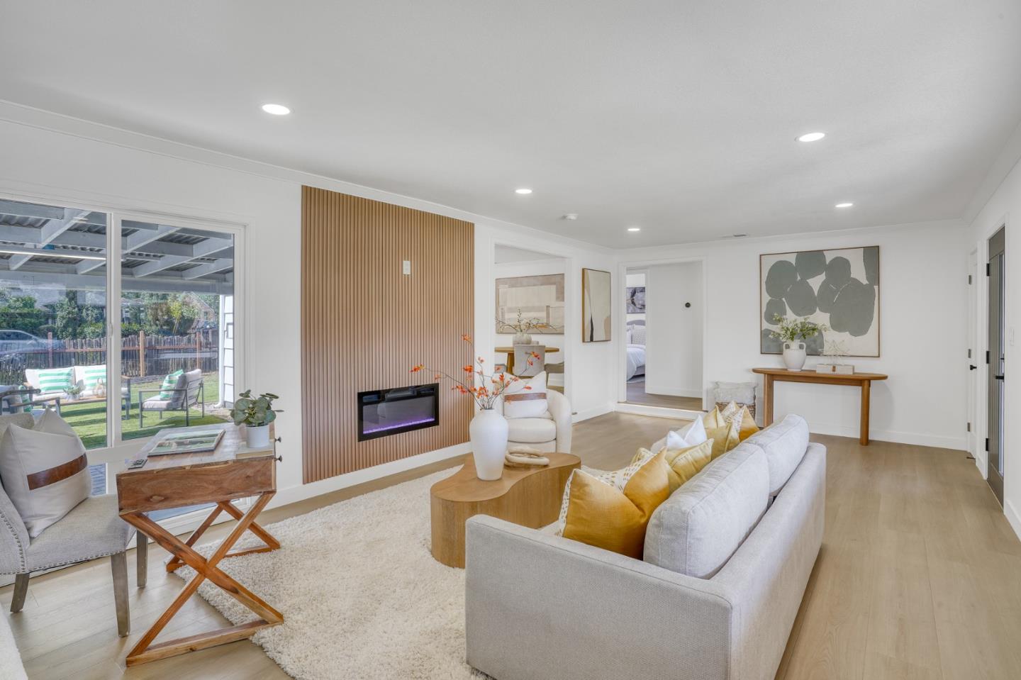 Detail Gallery Image 4 of 22 For 371 Doris Ave, San Jose,  CA 95127 - 3 Beds | 2 Baths