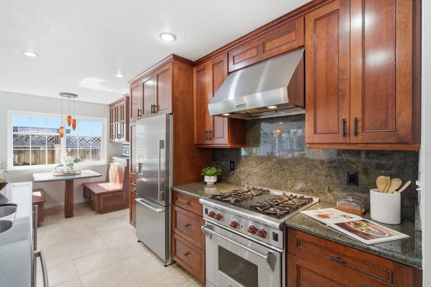 Detail Gallery Image 11 of 40 For 318 Bluefish Ct, Foster City,  CA 94404 - 4 Beds | 2 Baths