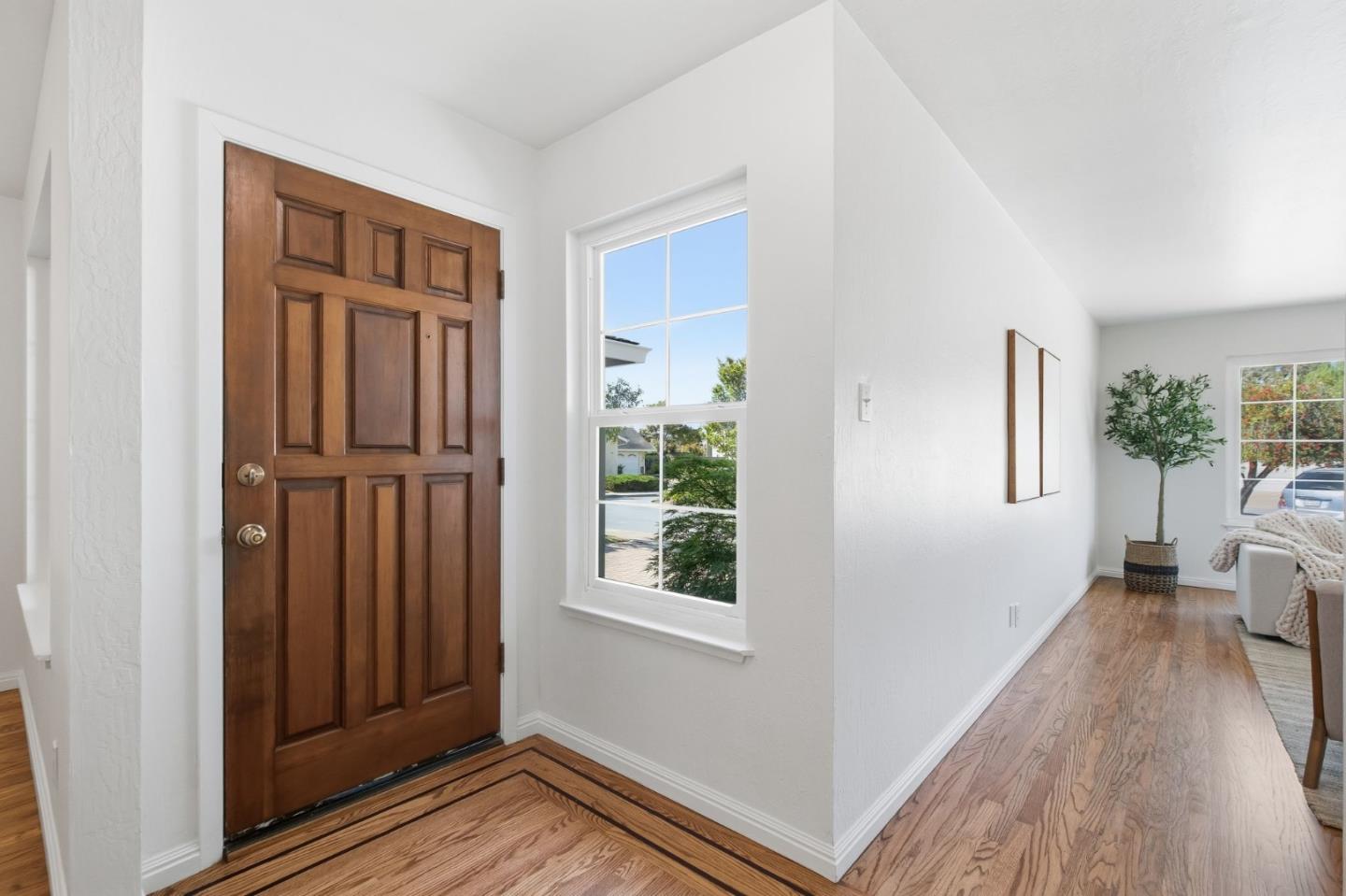 Detail Gallery Image 5 of 40 For 318 Bluefish Ct, Foster City,  CA 94404 - 4 Beds | 2 Baths