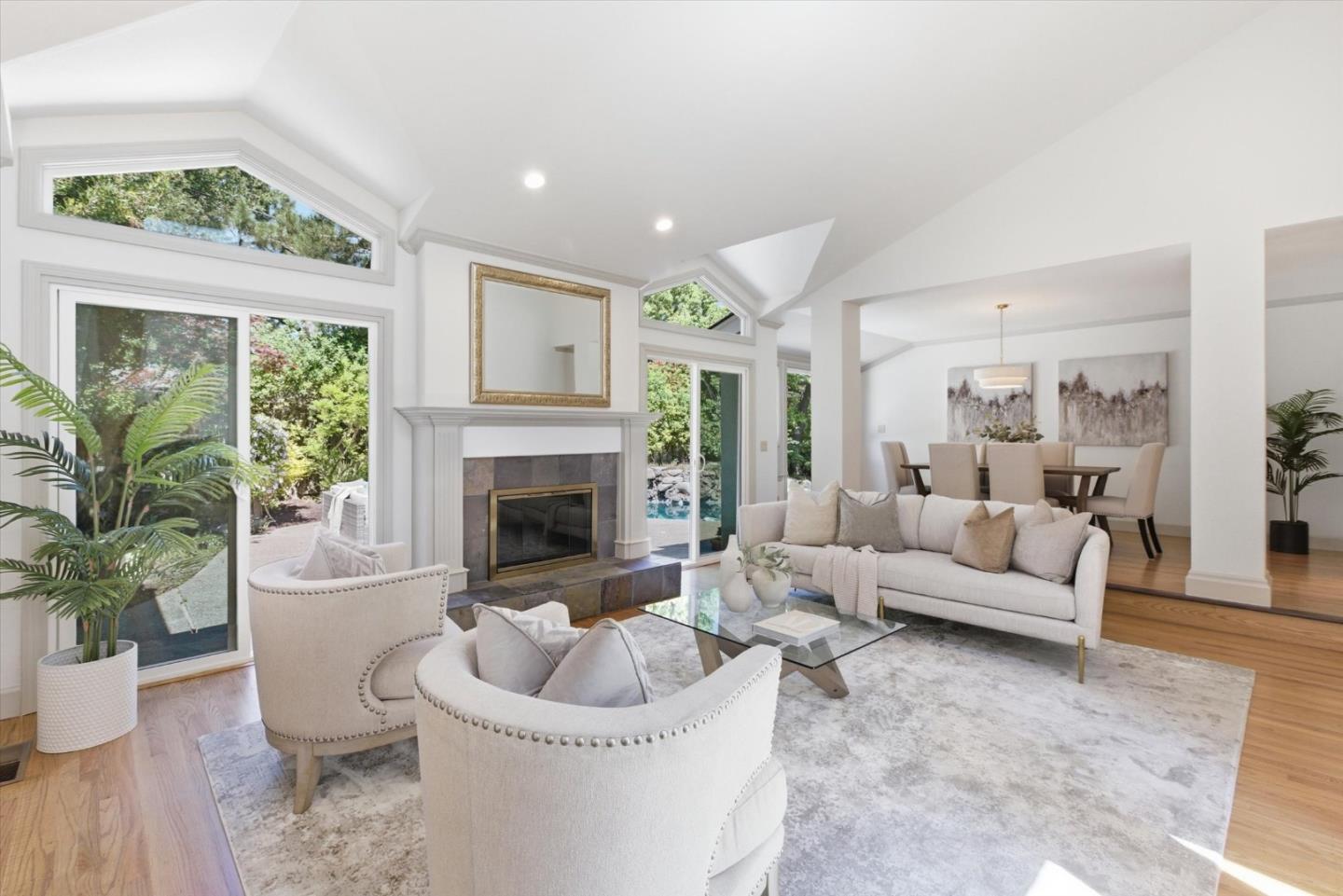 Detail Gallery Image 7 of 51 For 1037 Yorkshire Dr, Los Altos,  CA 94024 - 3 Beds | 3/1 Baths