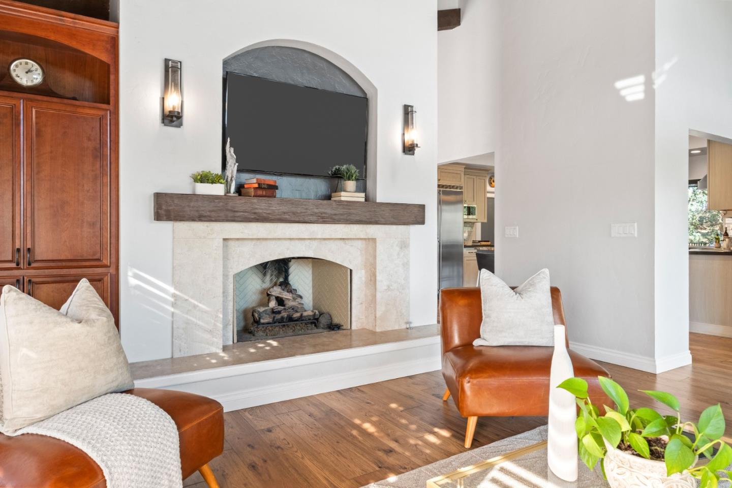 Detail Gallery Image 23 of 103 For 15208 Sycamore Dr, Morgan Hill,  CA 95037 - 4 Beds | 2/1 Baths